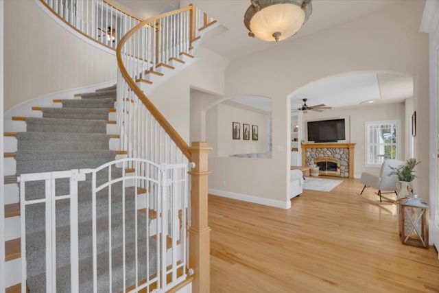 30999 Grooms Rd, Oakdale, CA 95361