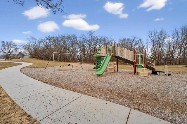 281 E Gailen Lane, Milton, WI 53563