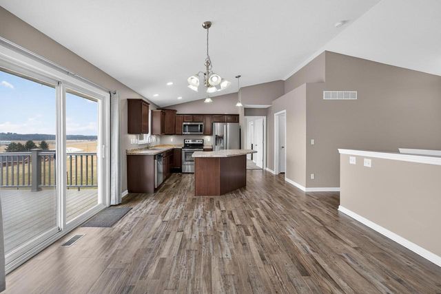 281 E Gailen Lane, Milton, WI 53563