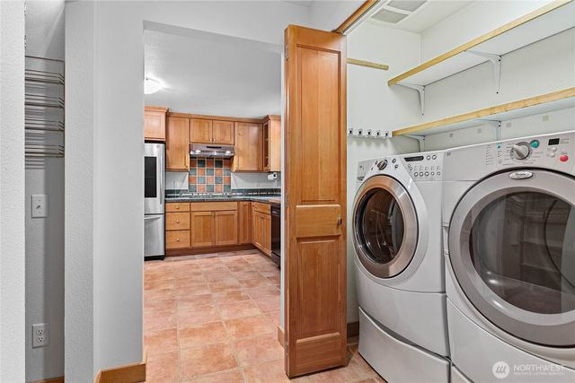 1536 Glen Cove Lane, Bellingham, WA 98229