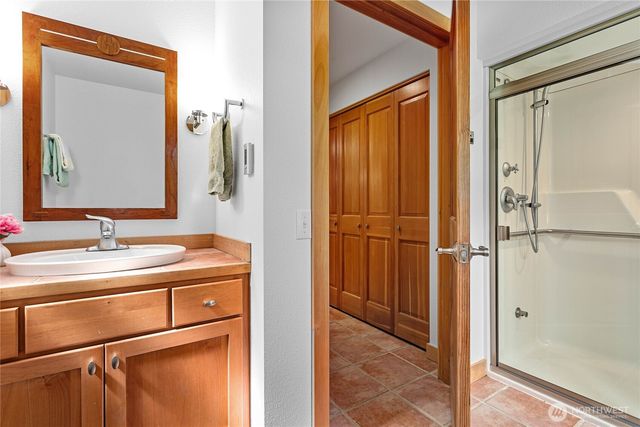 1536 Glen Cove Lane, Bellingham, WA 98229