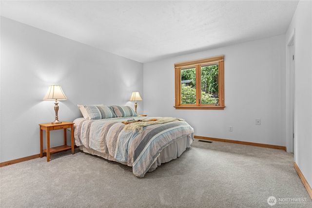 1536 Glen Cove Lane, Bellingham, WA 98229