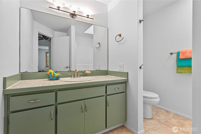 1536 Glen Cove Lane, Bellingham, WA 98229