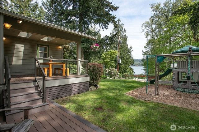 1536 Glen Cove Lane, Bellingham, WA 98229