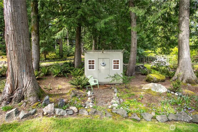 1536 Glen Cove Lane, Bellingham, WA 98229