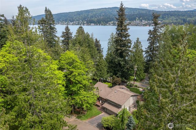 1536 Glen Cove Lane, Bellingham, WA 98229
