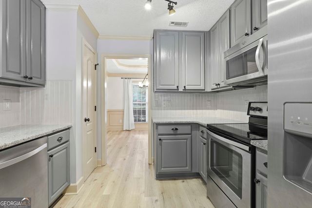 311 Ivy Vale Court, Tyrone, GA 30290