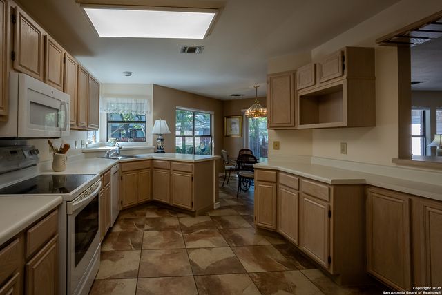 3315 Doagie, San Antonio, TX 78247