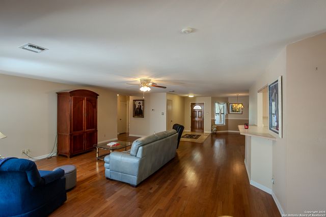 3315 Doagie, San Antonio, TX 78247
