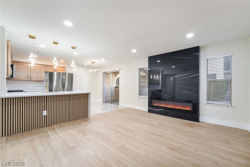 5064 Spencer Street A, Las Vegas, NV 89119 — exterior