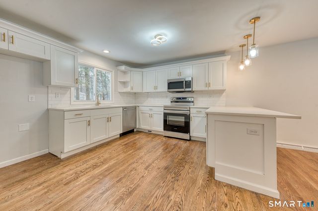 368 Candlewood Lake Road North, New Milford, CT 06776