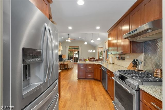40 2nd Ave, Garwood Boro, NJ 07027