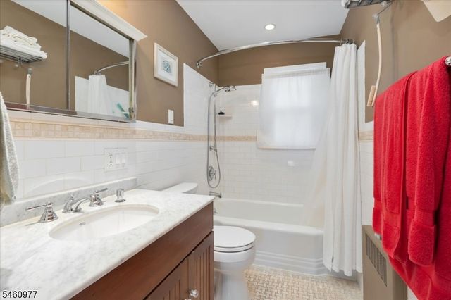 40 2nd Ave, Garwood Boro, NJ 07027
