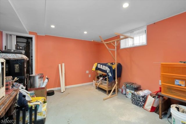 40 2nd Ave, Garwood Boro, NJ 07027