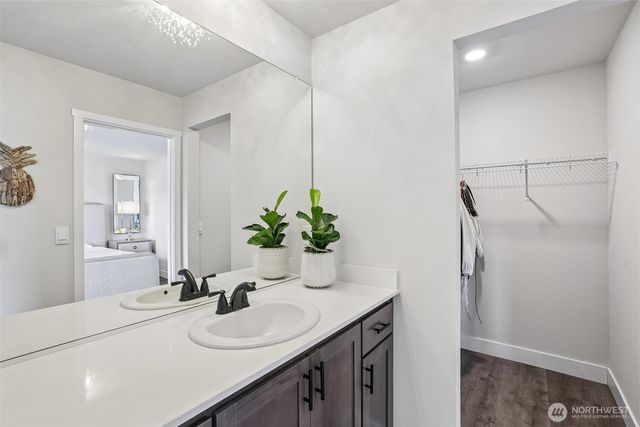 922 NW 175th Way, Ridgefield, WA 98642