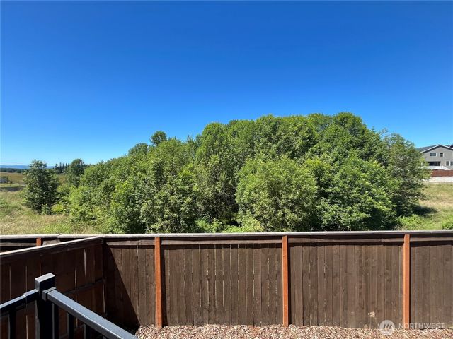 922 NW 175th Way, Ridgefield, WA 98642