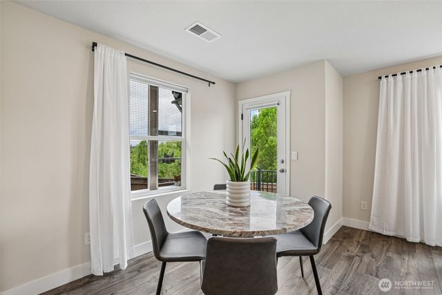 922 NW 175th Way, Ridgefield, WA 98642