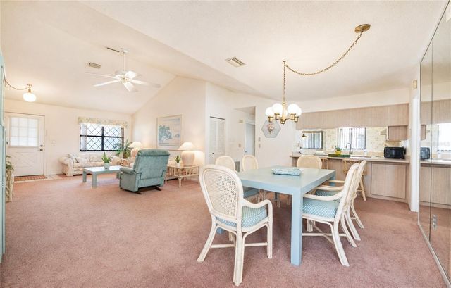 21 WEDGEWOOD LANE, Palm Coast, FL 32164