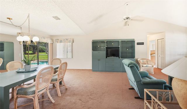 21 WEDGEWOOD LANE, Palm Coast, FL 32164