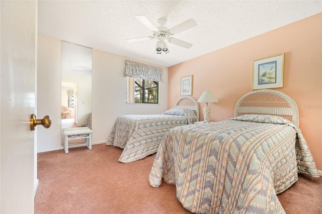 21 WEDGEWOOD LANE, Palm Coast, FL 32164
