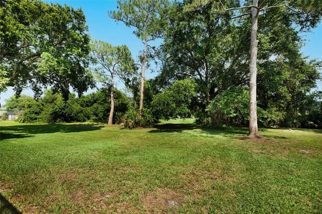 21 WEDGEWOOD LANE, Palm Coast, FL 32164