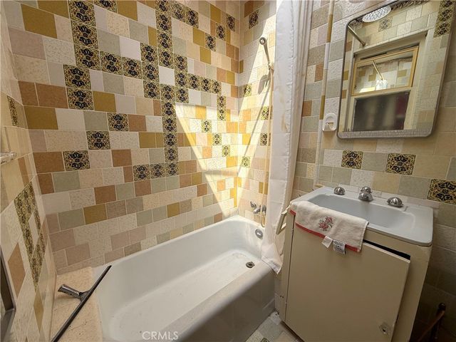 7844 Hopi Trail, Yucca Valley, CA 92284