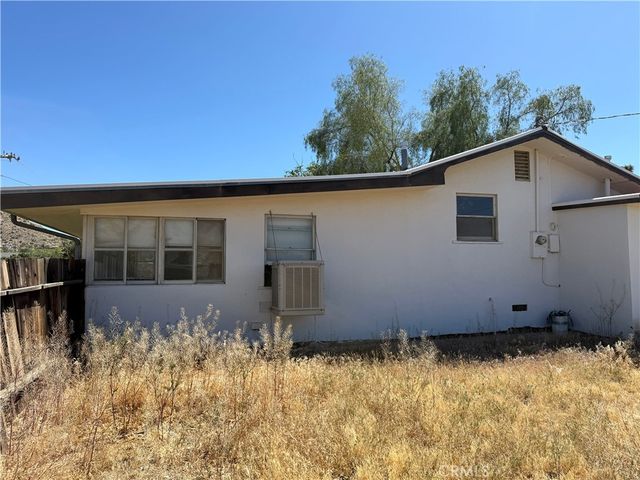 7844 Hopi Trail, Yucca Valley, CA 92284