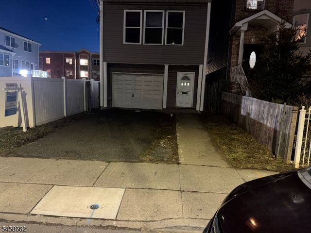108 S Park, Elizabeth City, NJ 07206