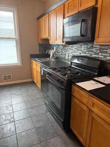 108 S Park, Elizabeth City, NJ 07206