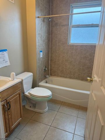 108 S Park, Elizabeth City, NJ 07206