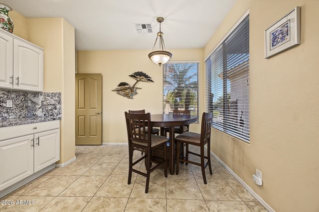 24826 S SEDONA Drive, Sun Lakes, AZ 85248