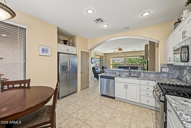 24826 S SEDONA Drive, Sun Lakes, AZ 85248
