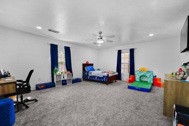 707 S Texas St, Deridder, LA 70634