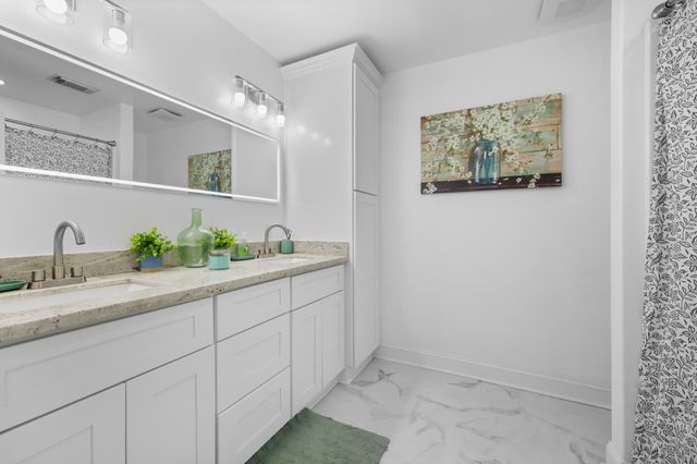 707 S Texas St, Deridder, LA 70634