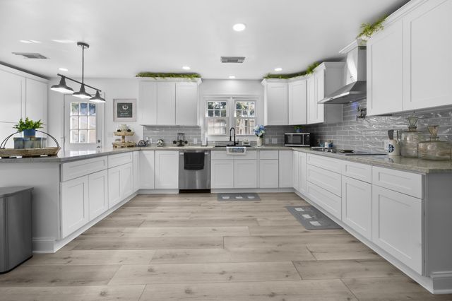 707 S Texas St, Deridder, LA 70634