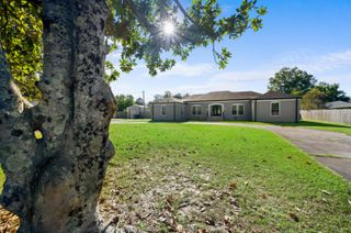 707 S Texas St, Deridder, LA 70634