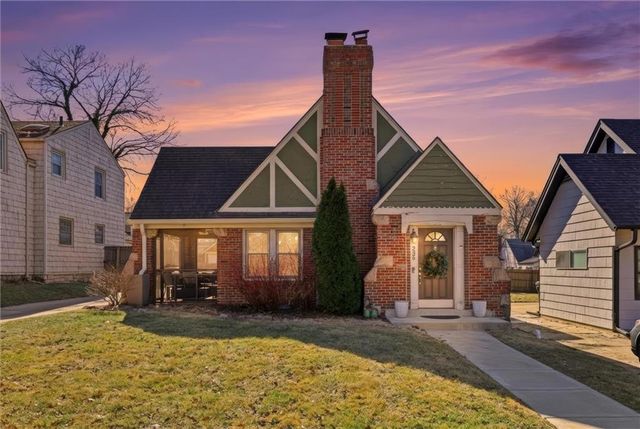 235 E 74th Street, Kansas City, MO 64114