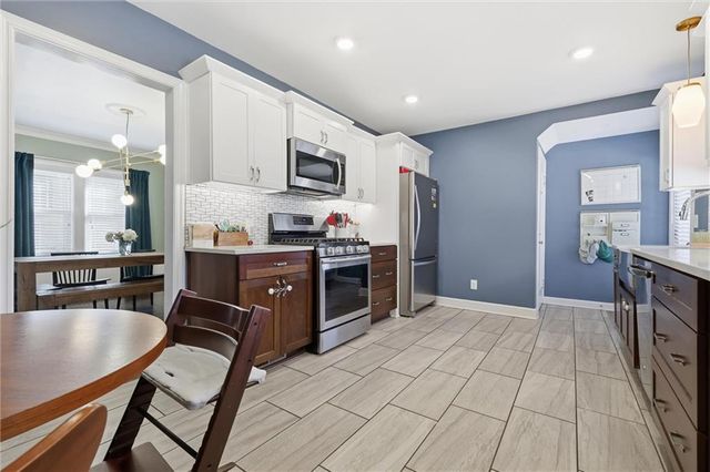 235 E 74th Street, Kansas City, MO 64114