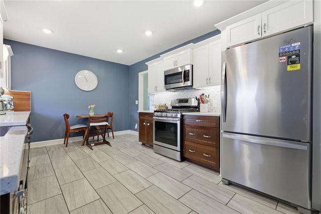 235 E 74th Street, Kansas City, MO 64114