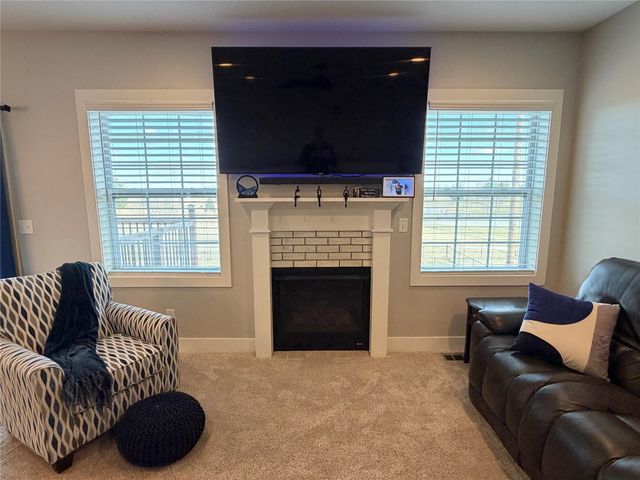 726 E 26th Street N, Newton, IA 50208