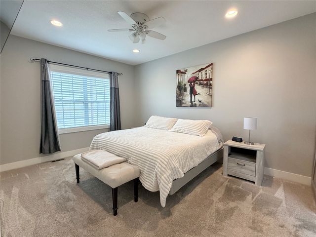 726 E 26th Street N, Newton, IA 50208