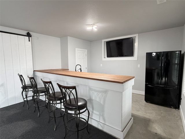 726 E 26th Street N, Newton, IA 50208