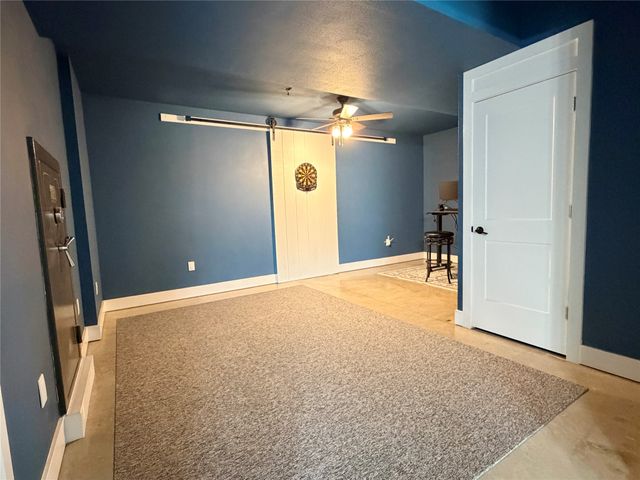 726 E 26th Street N, Newton, IA 50208