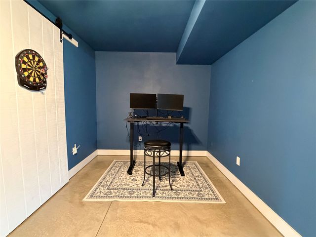 726 E 26th Street N, Newton, IA 50208