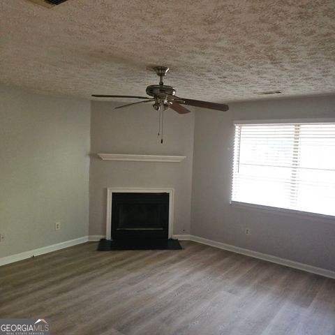 5906 Summerglen Lane, College Park, GA 30349