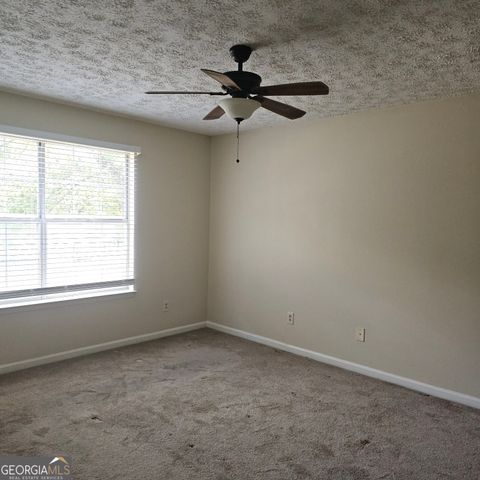 5906 Summerglen Lane, College Park, GA 30349