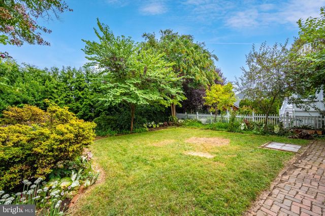 102 DUKE OF GLOUCESTER ST, Annapolis, MD 21401