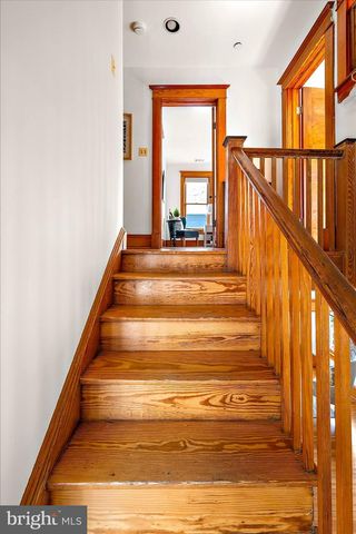 102 DUKE OF GLOUCESTER ST, Annapolis, MD 21401