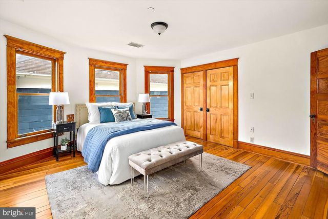 102 DUKE OF GLOUCESTER ST, Annapolis, MD 21401
