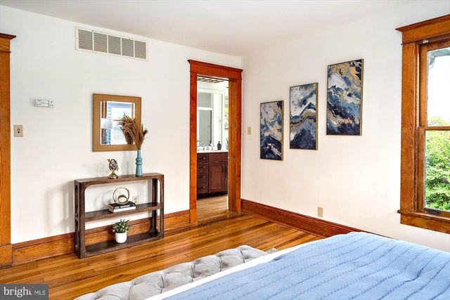 102 DUKE OF GLOUCESTER ST, Annapolis, MD 21401